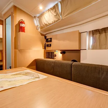 بوتيل Beneteau Oceanis 38 - Arsen Sailing Boat *